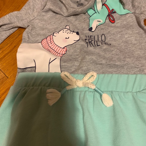 2 fall-winter outfit sets! - Picture 4 of 4